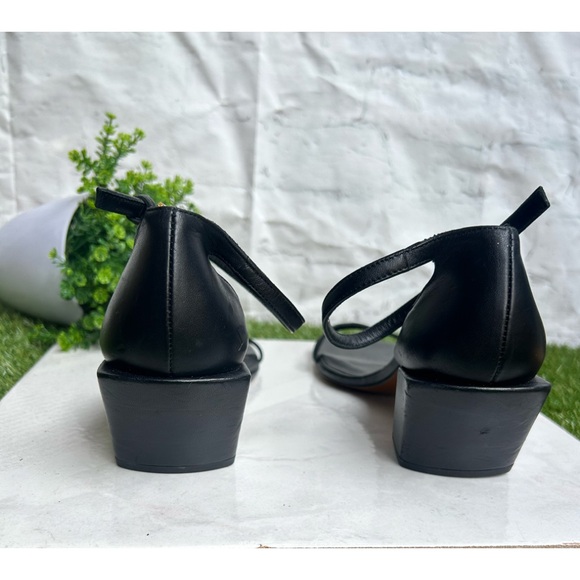 FRAME
Le Summit Sandal - Black
S378  size 39.5 US 9.5 new - Picture 16 of 17